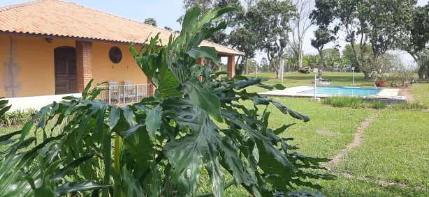 Fazenda / Sítio / Chácara com 3 Quartos à venda, 150m² no , Sarapuí