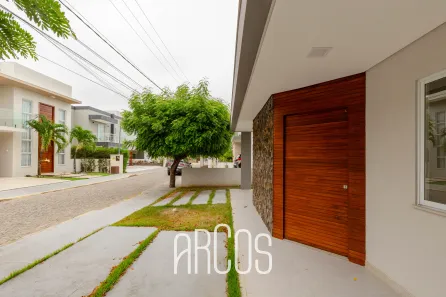Casa de Condomínio com 4 Quartos à venda, 198m² no Robalo, Aracaju