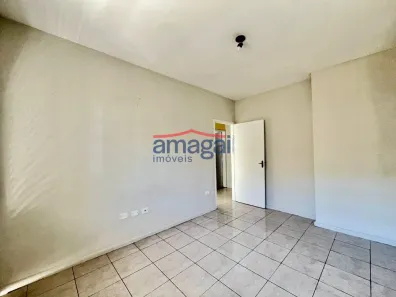 Sobrado com 2 Quartos para alugar, 74m² no Jardim Flórida, Jacareí