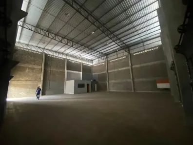 Galpão / Depósito / Armazém para alugar, 400m² no Novo Aleixo, Manaus