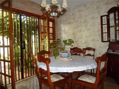 Sobrado com 5 Quartos para alugar, 450m² no Saudade, Araçatuba