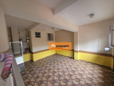 Sobrado com 3 Quartos à venda, 165m² no Jardim Luiz Mauro, Ferraz de Vasconcelos