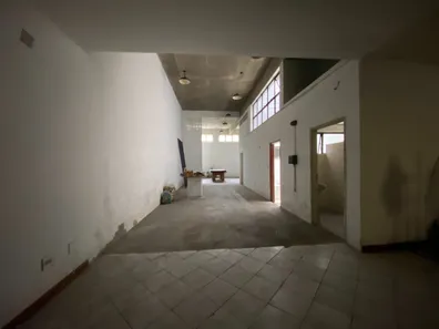 Galpão / Depósito / Armazém para alugar, 128m² no Paquetá, Santos
