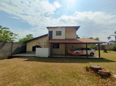 Casa de Condomínio com 5 Quartos à venda, 260m² no Região dos Lagos, Brasília