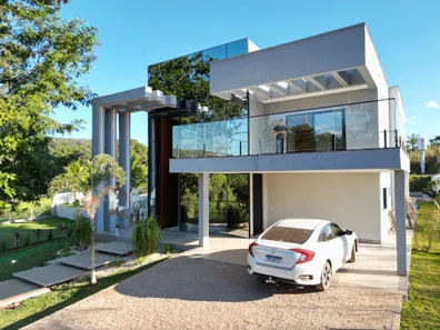 Casa de Condomínio com 5 Quartos à venda, 1420m² no , Hidrolândia