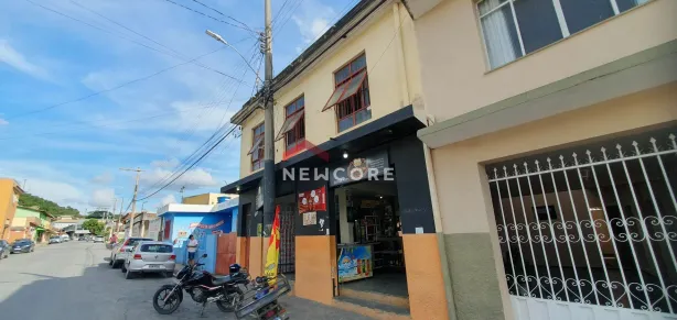 Galpão / Depósito / Armazém à venda, 201m² no Centro, Esmeraldas