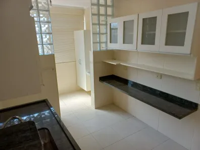 Apartamento com 2 Quartos para alugar, 90m² no Atibaia Jardim, Atibaia