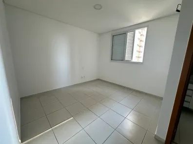 Apartamento com 3 Quartos para alugar, 155m² no Vila Edmundo, Taubaté