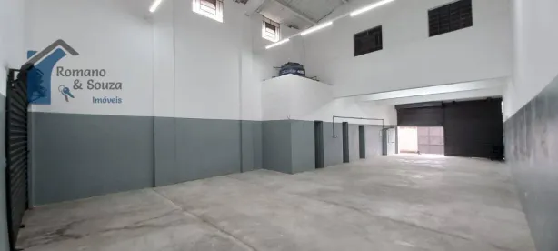 Galpão / Depósito / Armazém para alugar, 257m² no Vila Endres, Guarulhos