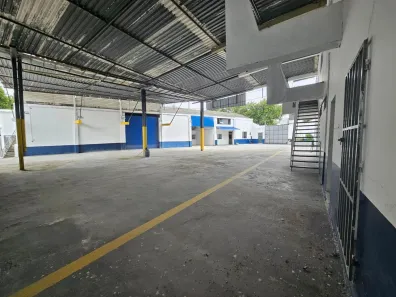 Galpão / Depósito / Armazém para alugar, 1000m² no Presidente Altino, Osasco