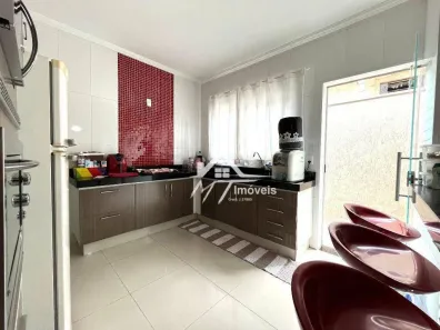 Sobrado com 3 Quartos à venda, 137m² no Jardim Consteca, Sumaré
