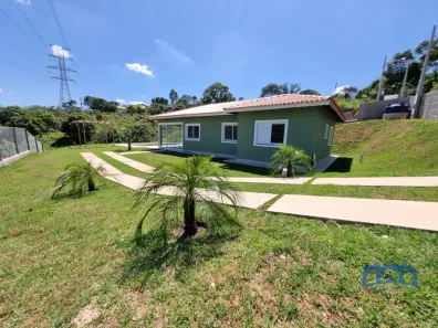 Fazenda / Sítio / Chácara com 3 Quartos à venda, 1000m² no Zona Rural, Mairinque