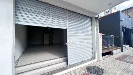 Loja / Salão / Ponto Comercial para alugar, 72m² no São João, Volta Redonda