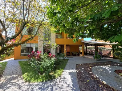Casa de Condomínio com 5 Quartos à venda, 440m² no Piatã, Salvador