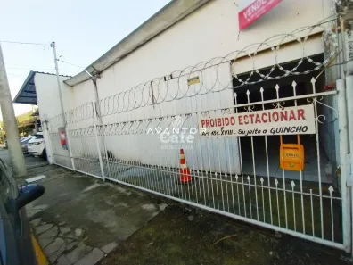 Galpão / Depósito / Armazém à venda, 230m² no Nossa Senhora de Fátima, Santa Maria