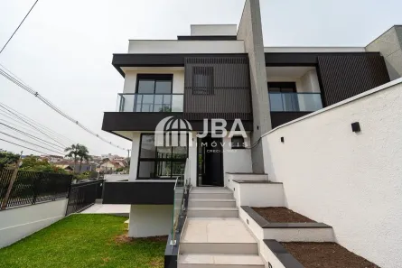 Sobrado com 3 Quartos à venda, 221m² no Ahú, Curitiba