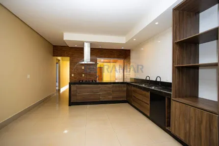 Casa de Condomínio com 3 Quartos para alugar, 140m² no Setor Habitacional Vicente Pires - Trecho 1, Brasília