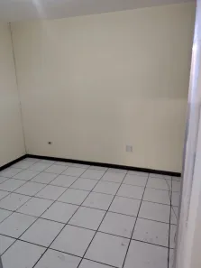 Conjunto Comercial / Sala para alugar, 175m² no Maracanã, Colombo