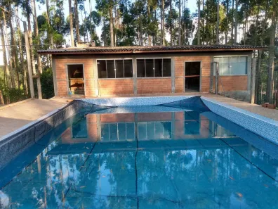 Fazenda / Sítio / Chácara com 4 Quartos à venda, 400m² no Itaqui de Cima, Campo Largo