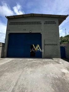 Galpão / Depósito / Armazém à venda, 735m² no Bonança, Moreno