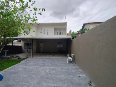 Casa com 2 Quartos para alugar, 100m² no Itacorubi, Florianópolis
