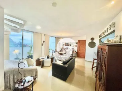 Cobertura com 4 Quartos à venda, 250m² no Ingá, Niterói