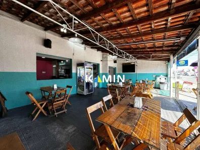 Loja / Salão / Ponto Comercial à venda, 203m² no Sítio Cercado, Curitiba