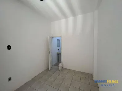 Casa com 4 Quartos para alugar, 200m² no Centro, Aracaju