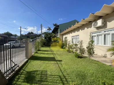 Casa com 4 Quartos à venda, 190m² no Água Verde, Blumenau