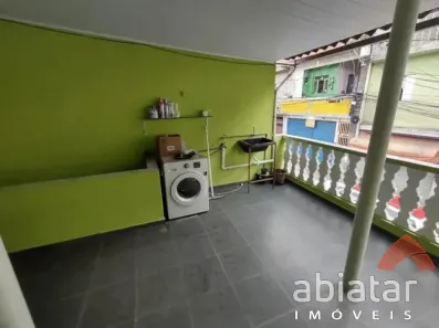 Sobrado com 4 Quartos à venda, 220m² no Jardim Comunitário, Taboão da Serra