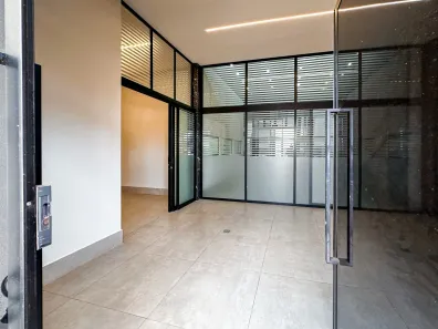 Galpão / Depósito / Armazém com 2 Quartos à venda, 352m² no Santa Maria, Uberaba