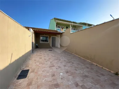 Casa de Vila com 2 Quartos à venda, 200m² no Centro, Maricá