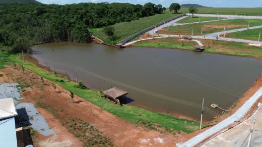 Terreno / Lote / Condomínio à venda, 408m² no , Leopoldo de Bulhões