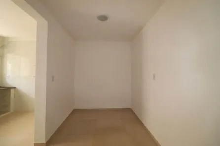 Kitnet com 1 Quarto para alugar, 30m² no Jardim Armênia, Mogi das Cruzes