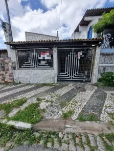 Casa com 3 Quartos para venda ou aluguel, 150m² no Centro, Feira de Santana