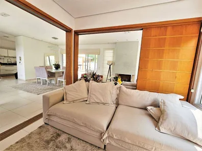 Casa de Condomínio com 4 Quartos à venda, 372m² no Chácara dos Lagos, Carapicuíba