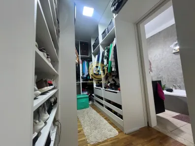 Sobrado com 4 Quartos à venda, 263m² no Residencial Santa Paula, Jacareí