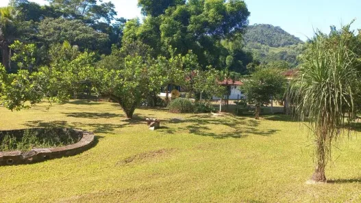 Fazenda / Sítio / Chácara com 6 Quartos à venda, 5000m² no Parada Modelo, Guapimirim