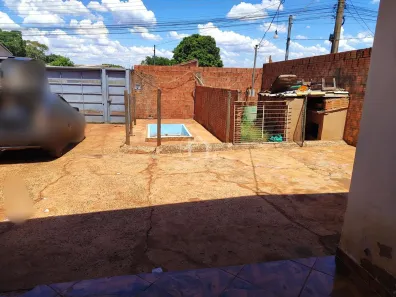 Casa com 2 Quartos à venda, 70m² no Jardim Antáres, Campo Grande