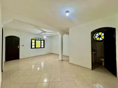 Fazenda / Sítio / Chácara com 3 Quartos à venda, 1232m² no Jardim Aguapeu, Itanhaém