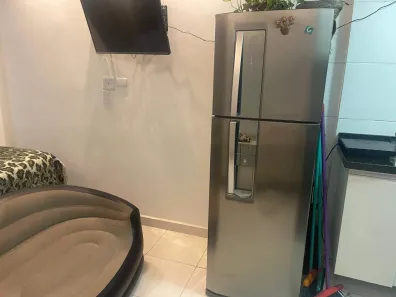 Kitnet para alugar, 29m² no Boqueirão, Santos