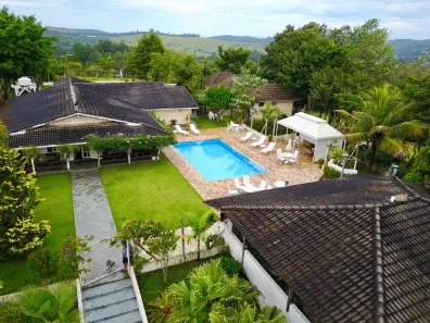 Fazenda / Sítio / Chácara com 5 Quartos para alugar, 8000m² no , Morungaba