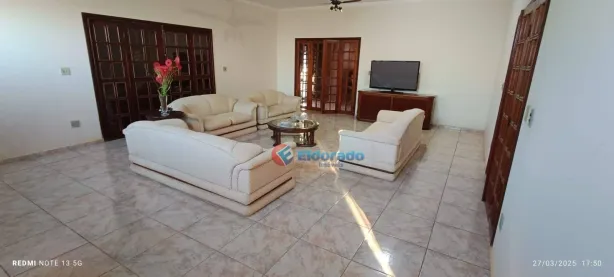 Casa com 4 Quartos à venda, 798m² no Jardim Taninha, Colina
