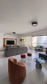 Apartamento com 3 Quartos para alugar, 155m² no Vila Edmundo, Taubaté