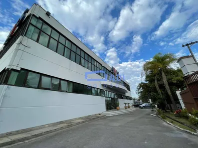 Galpão / Depósito / Armazém para alugar, 3300m² no Industrial Anhangüera, Osasco