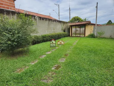 Fazenda / Sítio / Chácara com 3 Quartos à venda, 219m² no Vila Velha, Caçapava