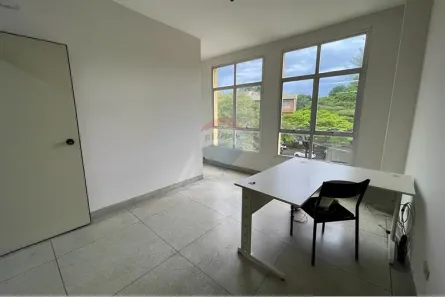 Loja / Salão / Ponto Comercial para alugar, 48m² no Jardim América, Bragança Paulista