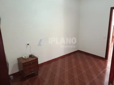 Casa com 4 Quartos para venda ou aluguel, 200m² no Chácara Parque Club, São Carlos
