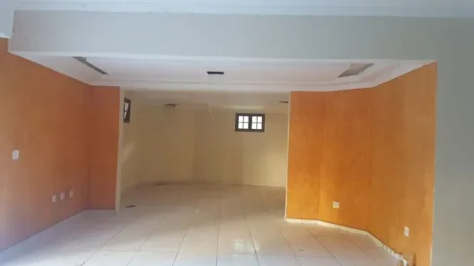 Loja / Salão / Ponto Comercial para alugar, 120m² no Centro, Macaé