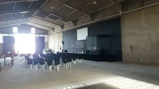 Galpão / Depósito / Armazém à venda, 600m² no Rosa Elze, São Cristóvão